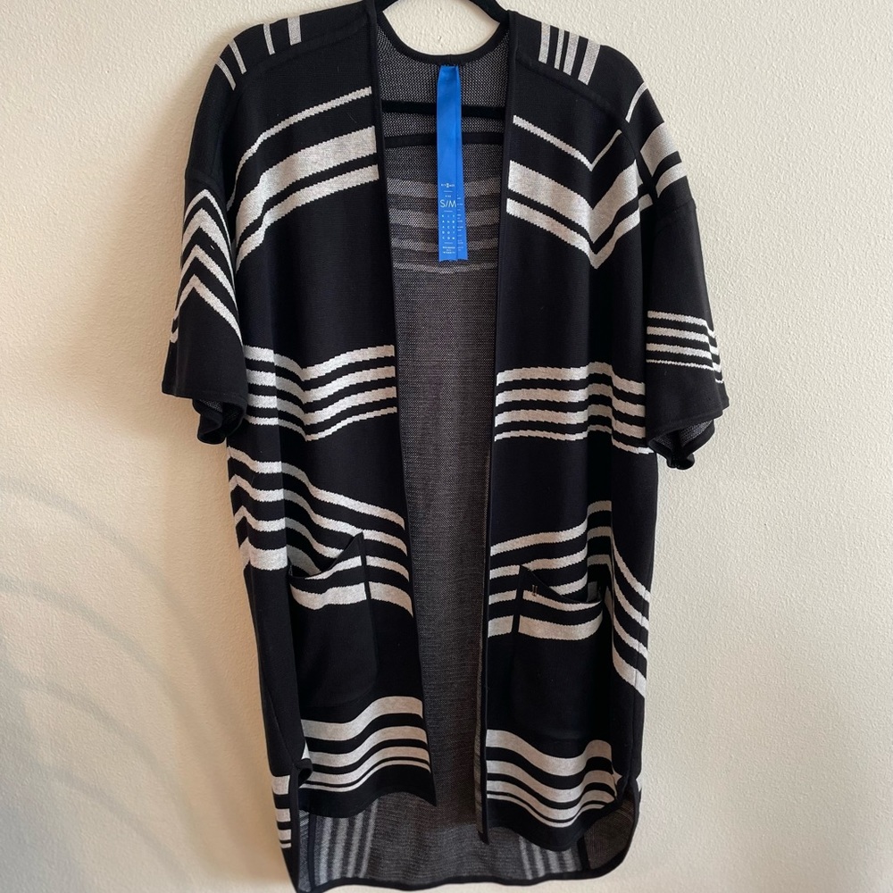 Kit + Ace Cardigan.